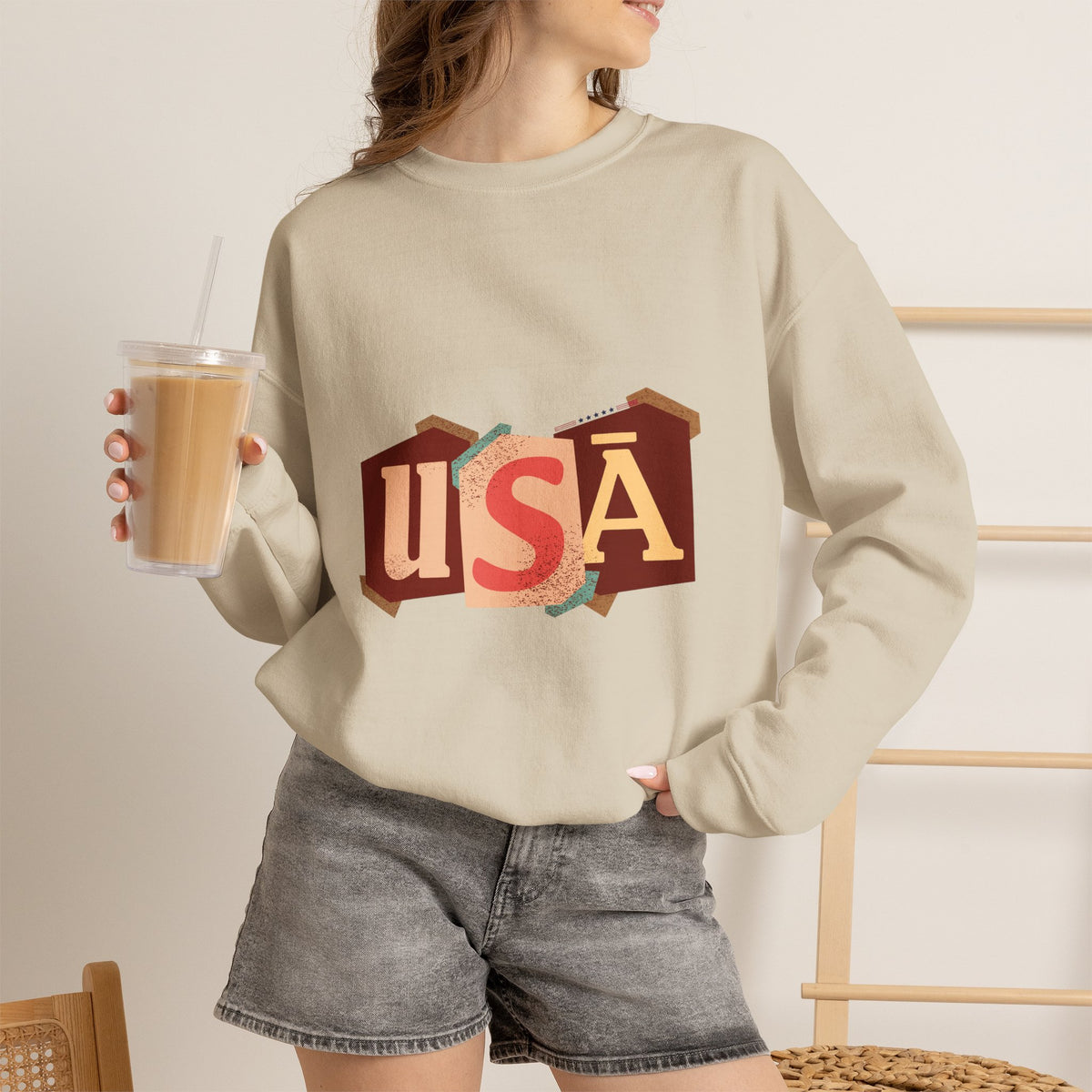 USA Graphic Crewneck Sweatshirt Patriotic Design