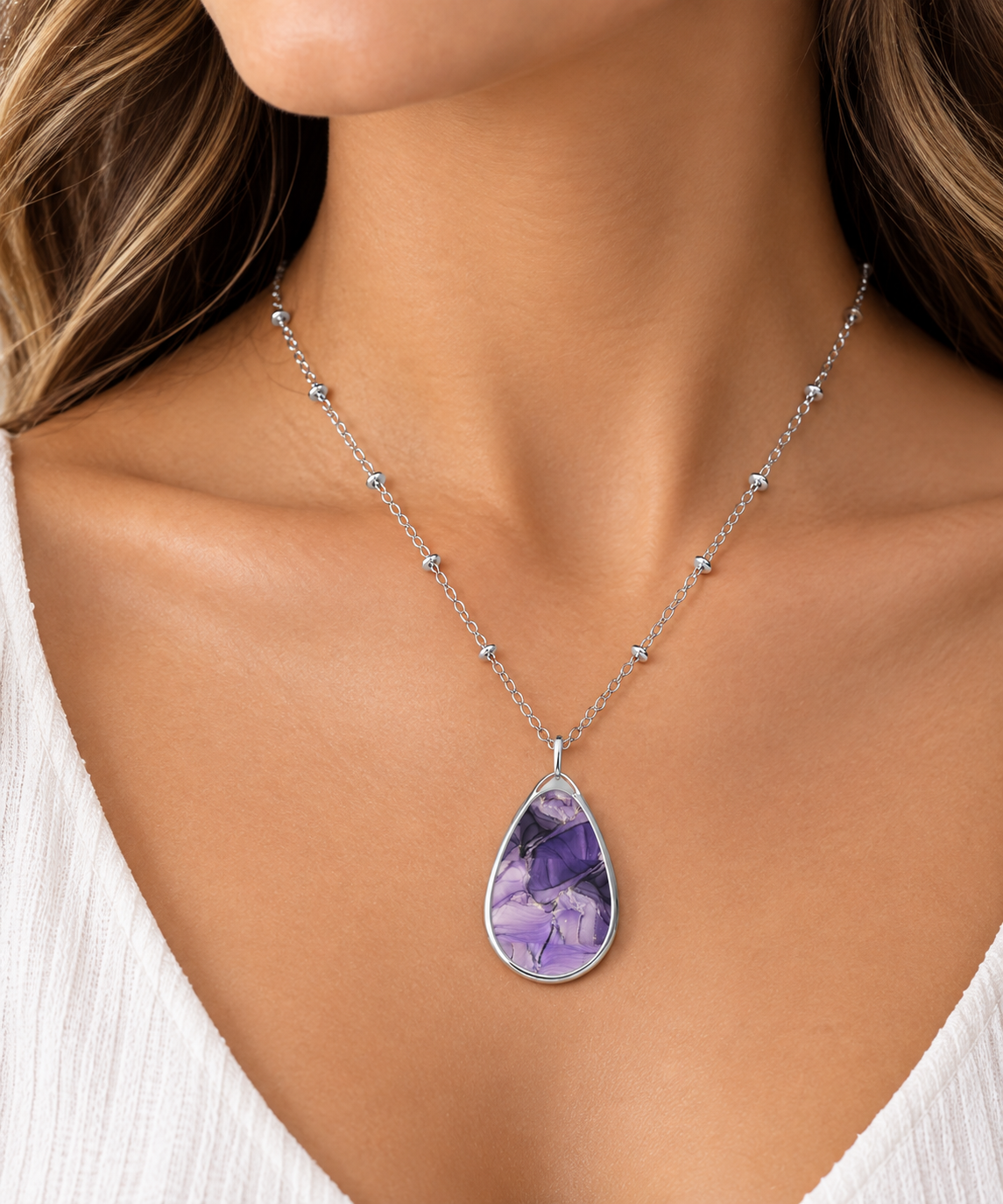 Elegant Purple Oval Necklace - Stylish Jewelry for Women