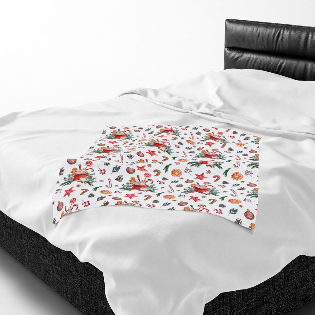 Christmas Hot Cocoa Pattern Velveteen Plush Blanket — Cozy Holiday Throw with Candy Canes & Ornaments