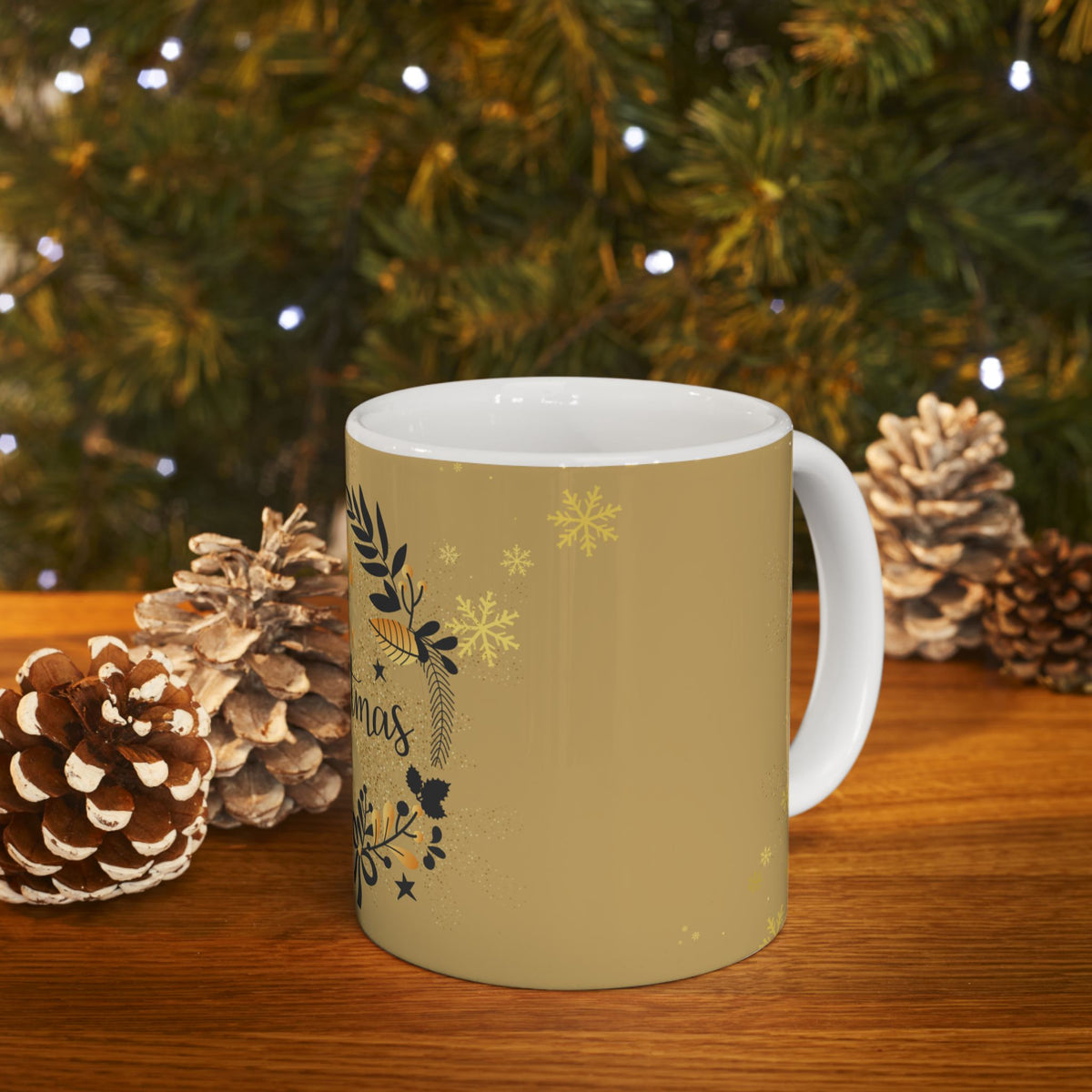 Christmas Wreath Ceramic Mug — Merry Christmas Gold Holiday Coffee Cup (11oz)